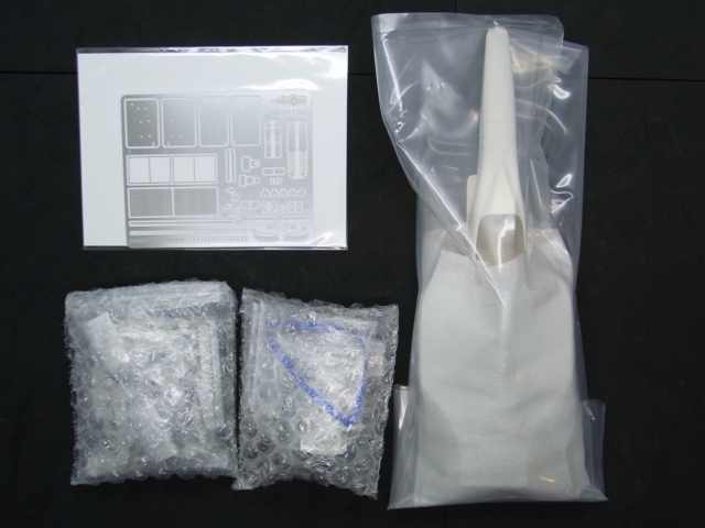 TK2042p.JPG